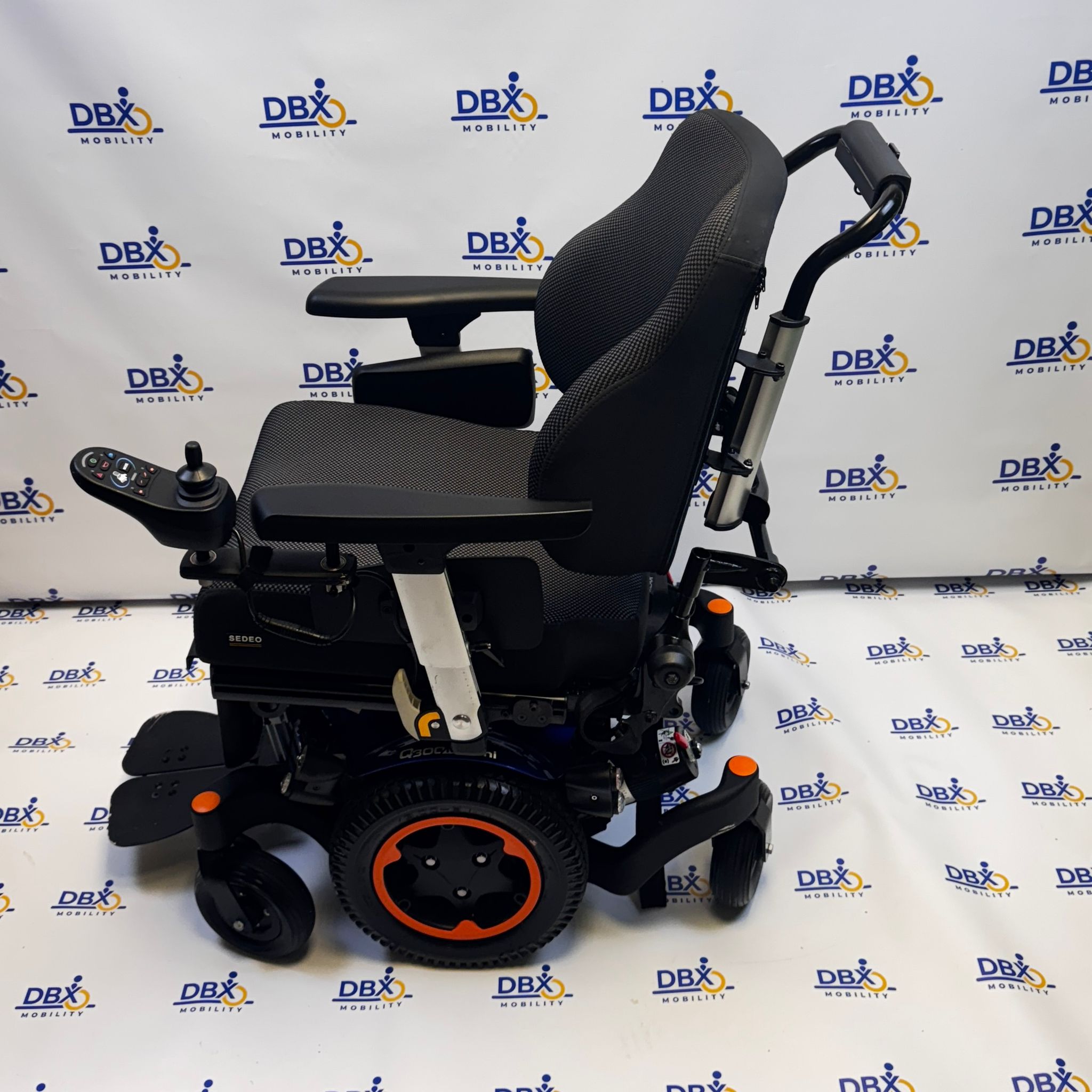 Quickie Q300 M Mini Electric Powerchair