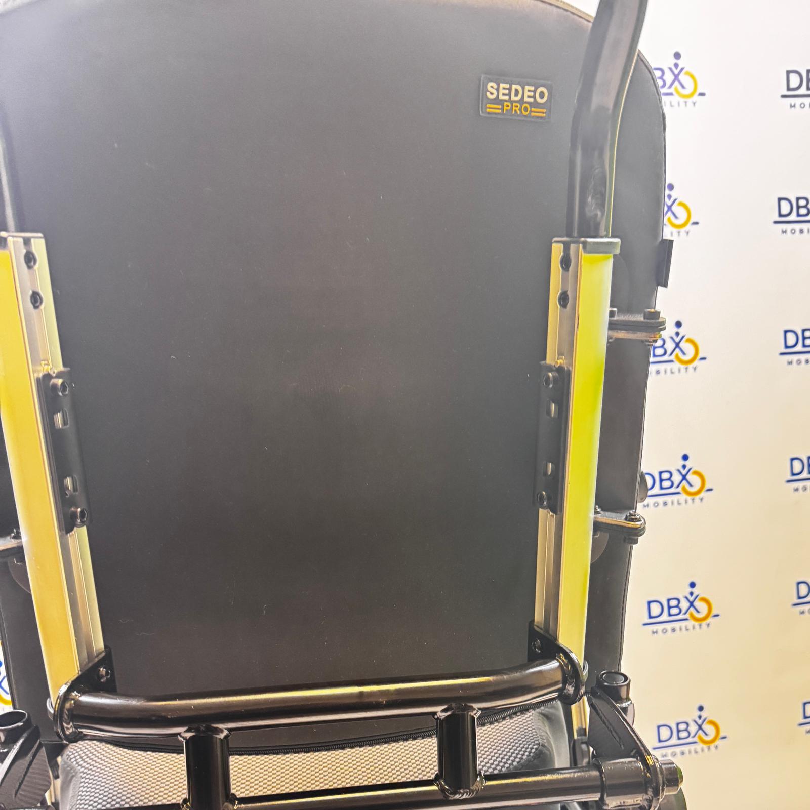 Quickie Q300 M Mini Electric Powerchair