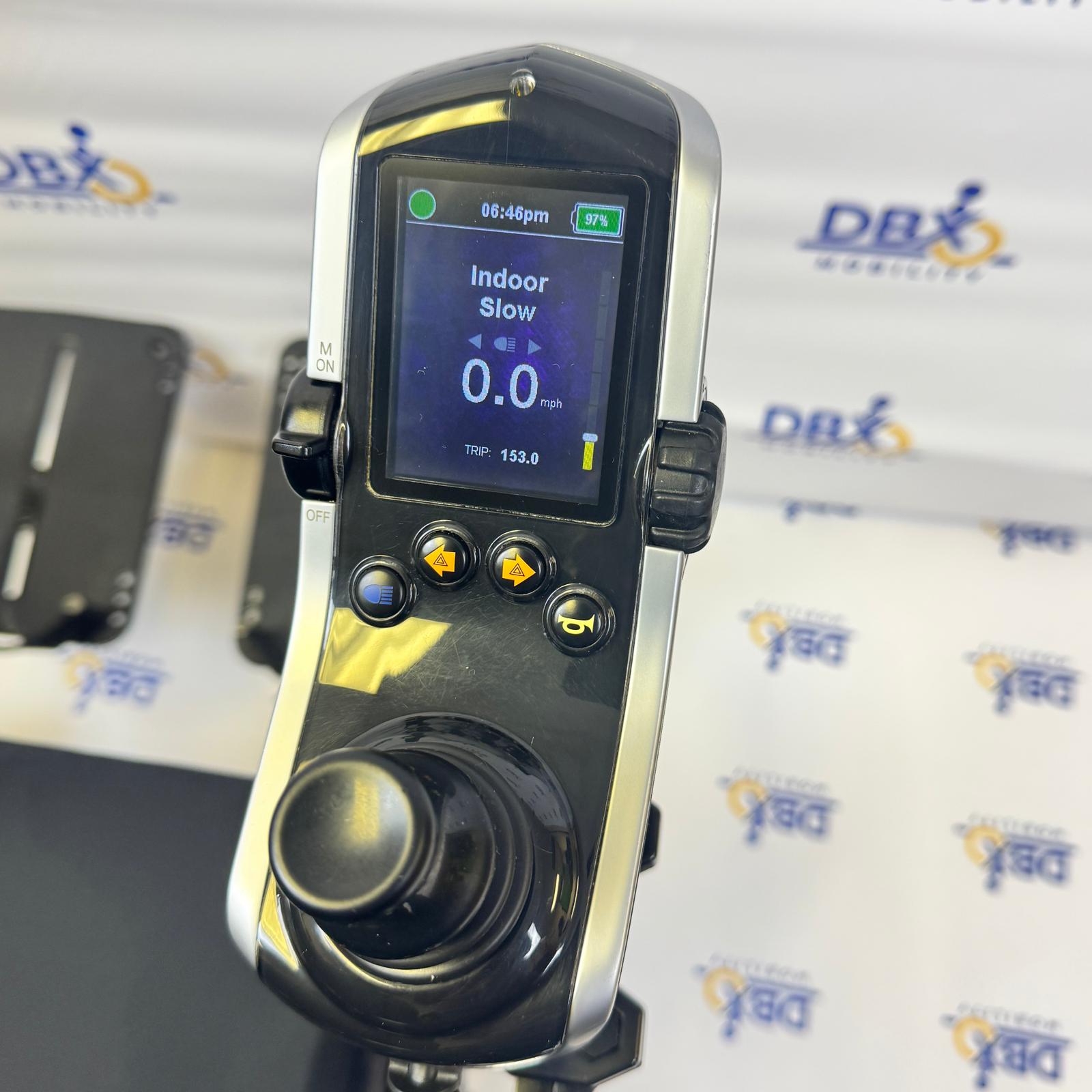 Quantum Q6 Edge 2 Electric Powerchair – Power Tilt & Advanced Control