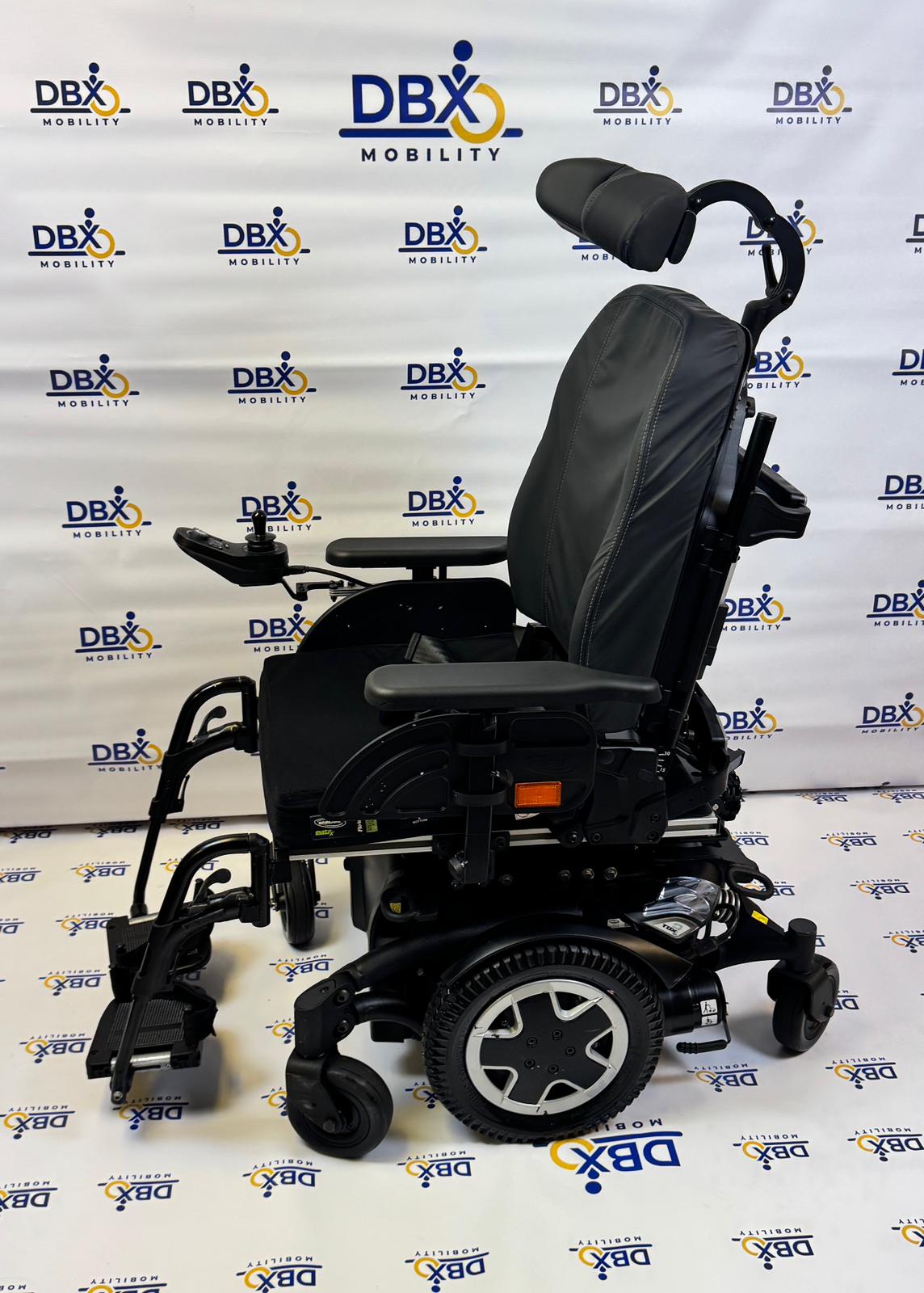 Invacare TDX SP2 Electric Powerchair – Power Rise & Recline Seating