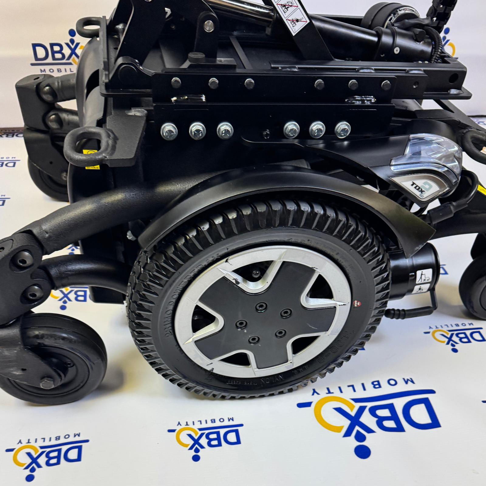 Invacare TDX SP2 Electric Powerchair – Power Rise & Recline Seating