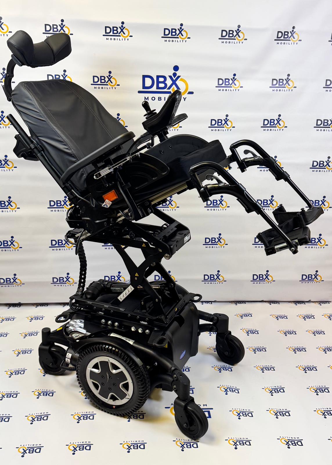 Invacare TDX SP2 Electric Powerchair – Power Rise & Recline Seating