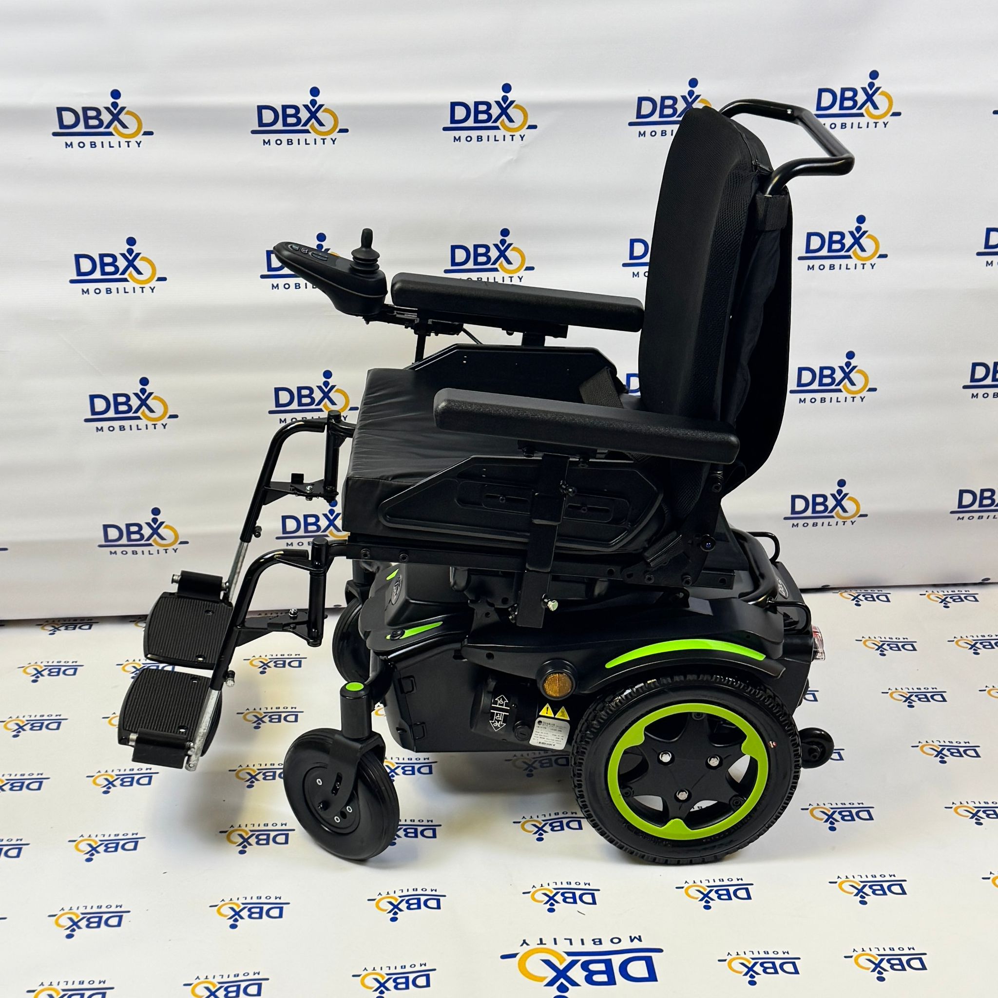 Sunrise Medical Q100 R Electric wheelchair powerchair