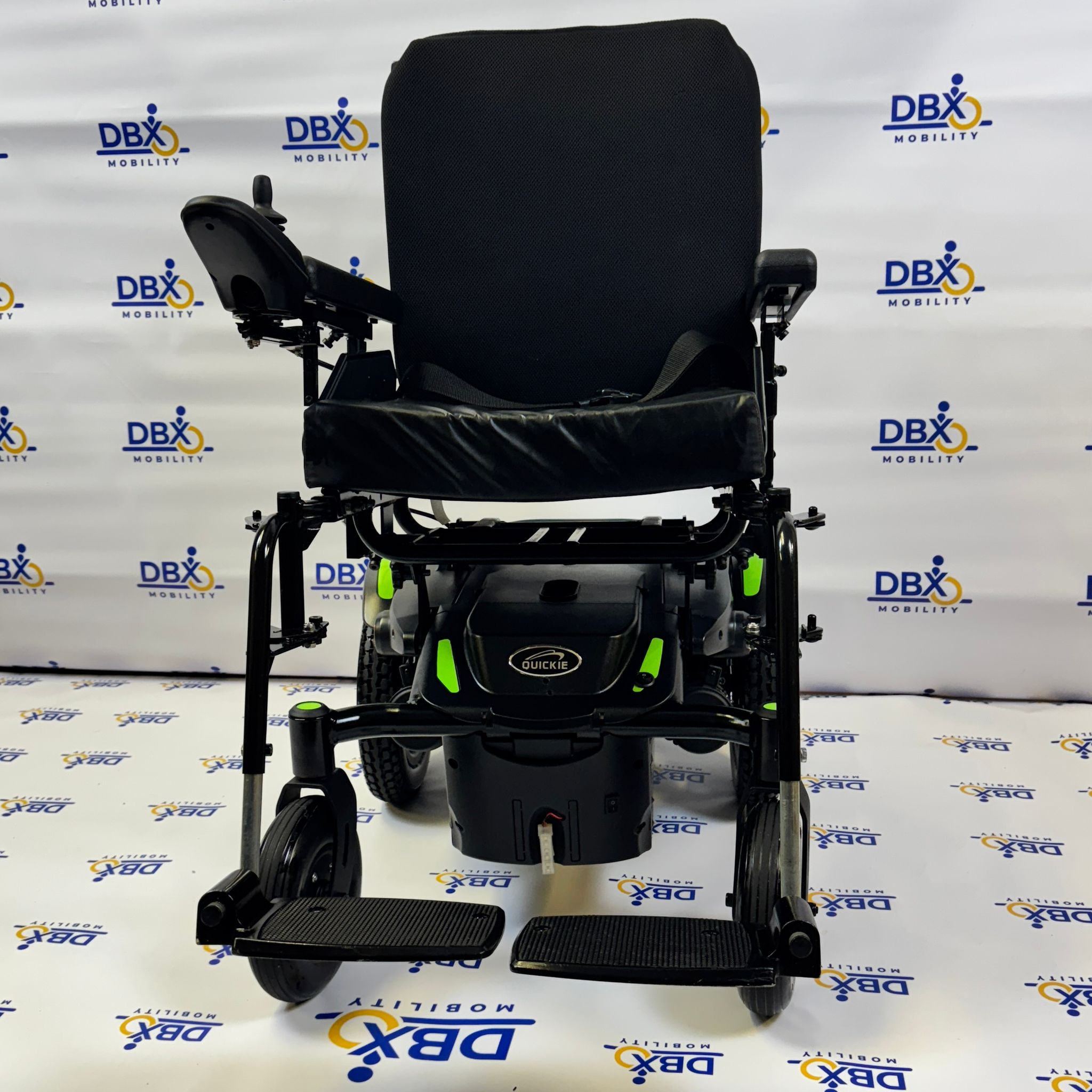 Sunrise Medical Q100 R Electric wheelchair powerchair