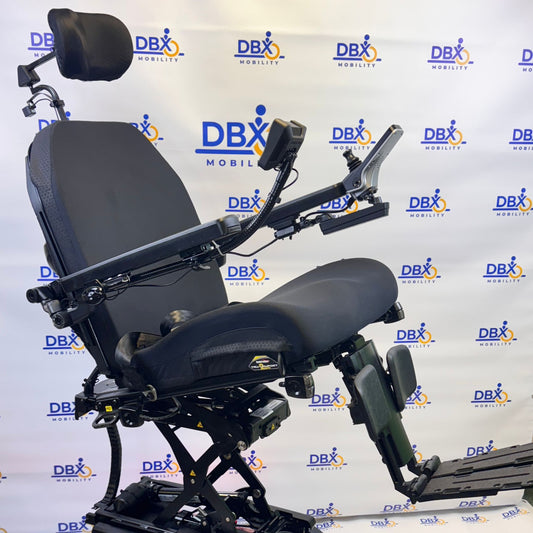 Quantum Edge 3 Stretto Powerchair | iLevel Lift & Tilt | Camera System