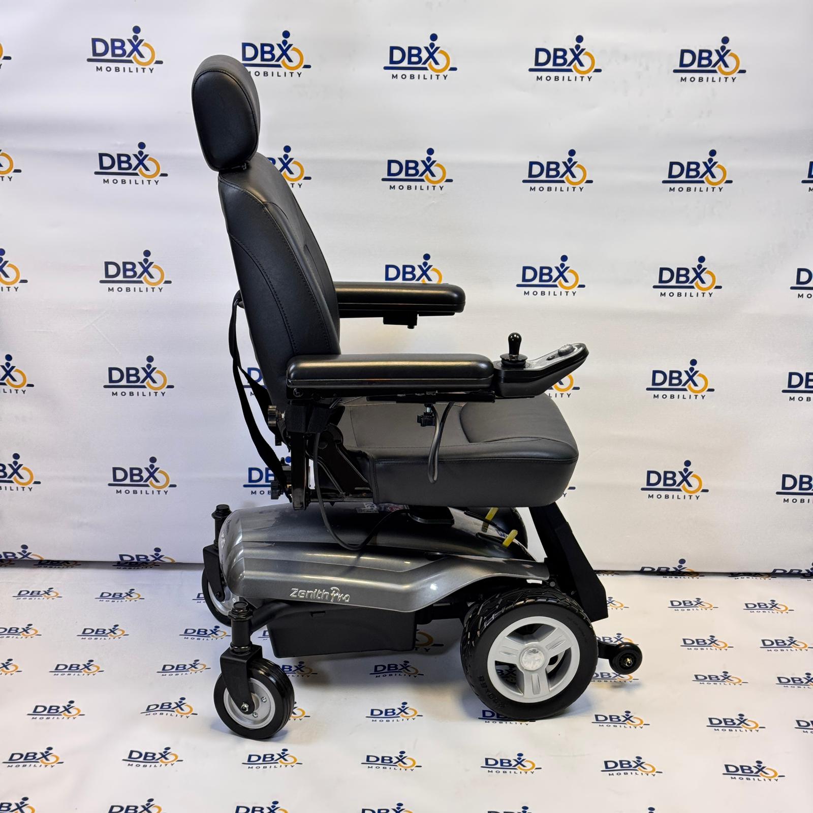 CareCo IGO Zenith Pro Powerchair | Mid Wheel Drive | Brand New Batteries