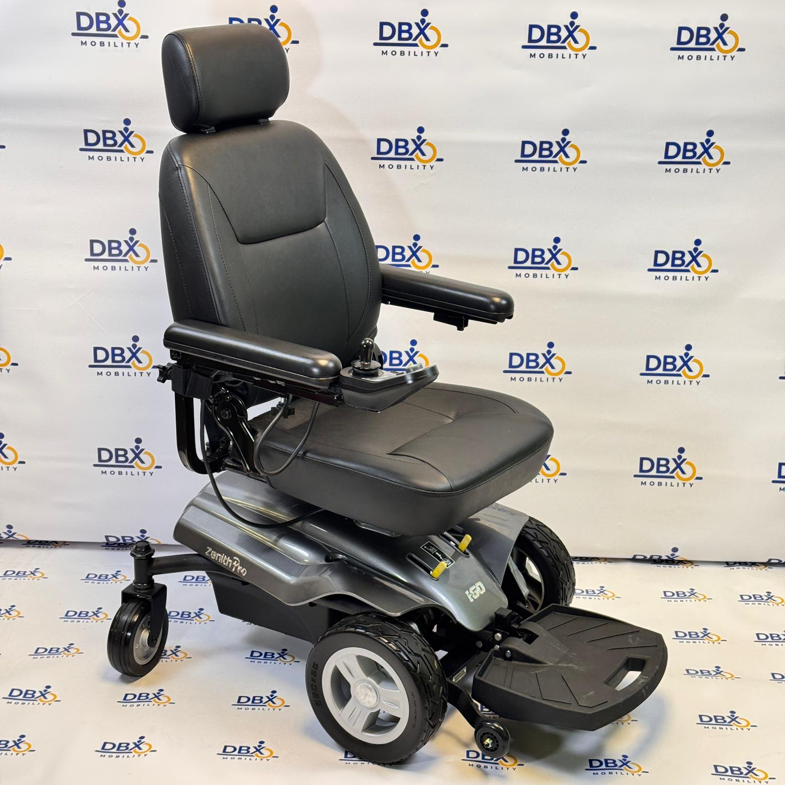 CareCo IGO Zenith Pro Powerchair | Mid Wheel Drive | Brand New Batteries