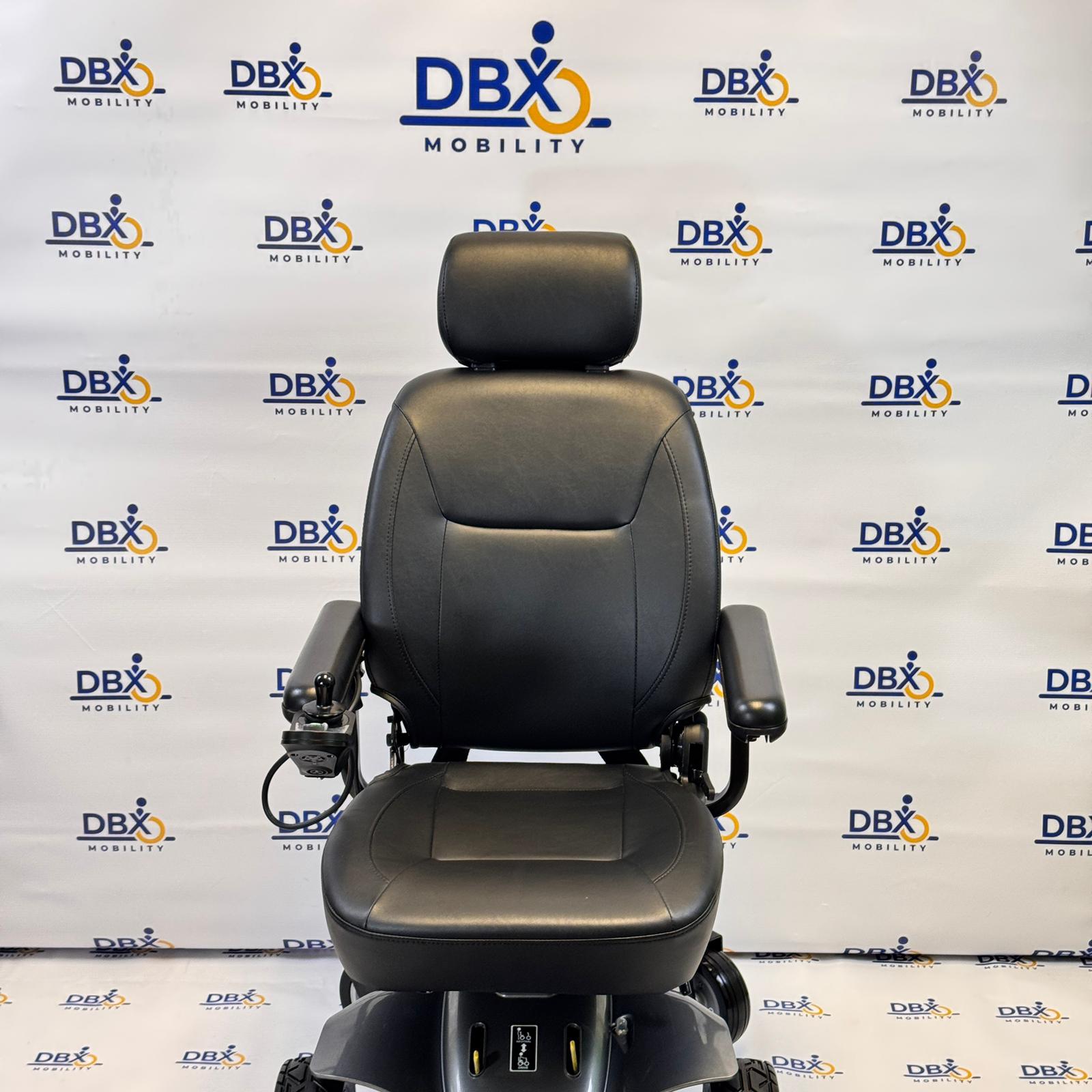 CareCo IGO Zenith Pro Powerchair | Mid Wheel Drive | Brand New Batteries