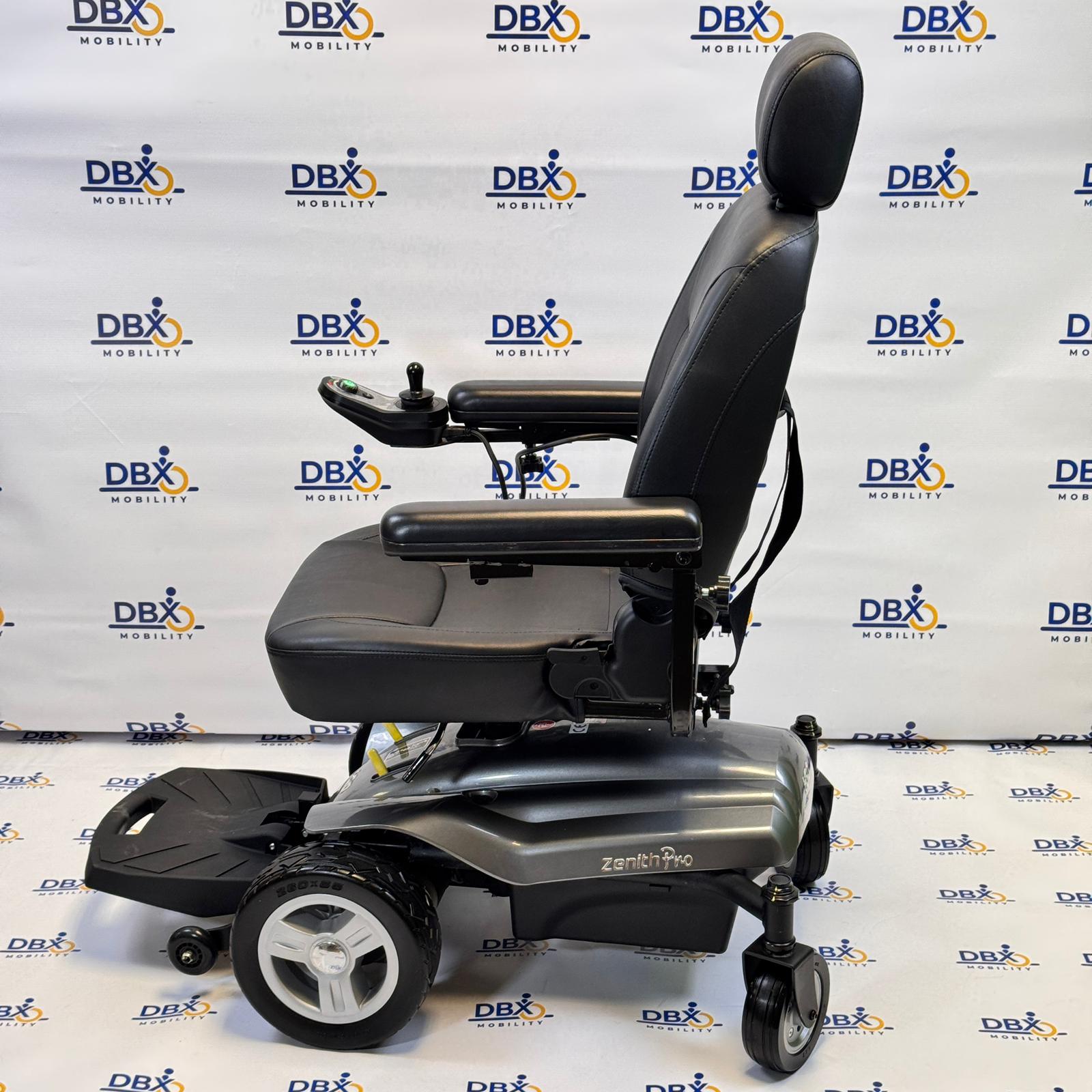 CareCo IGO Zenith Pro Powerchair | Mid Wheel Drive | Brand New Batteries