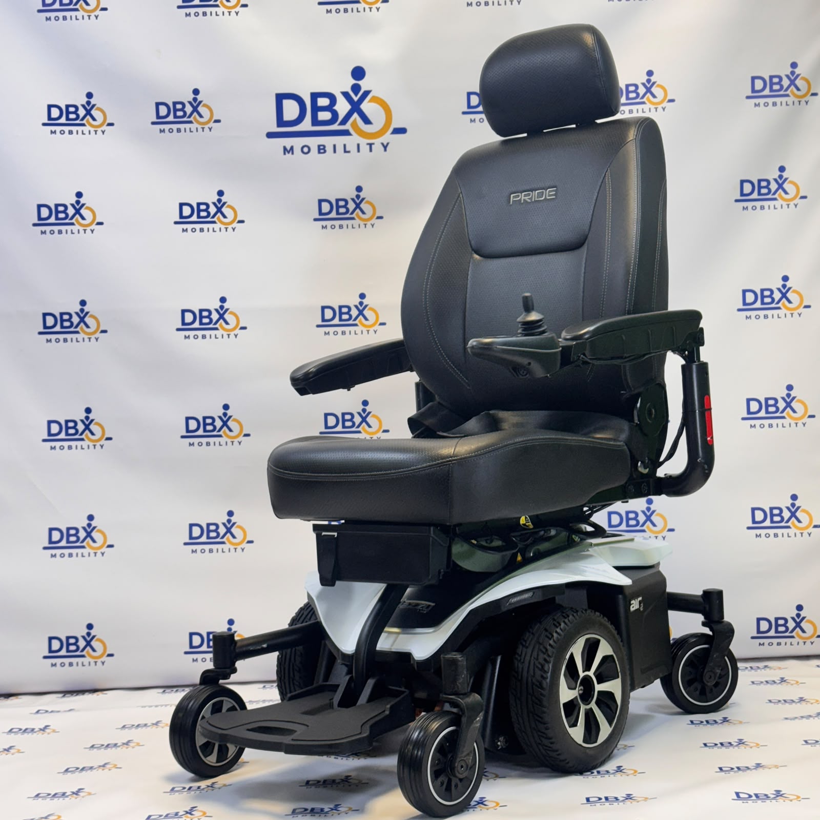 Pride Jazzy Air 2 Elevating Powerchair – Refurbished | DBX Mobility