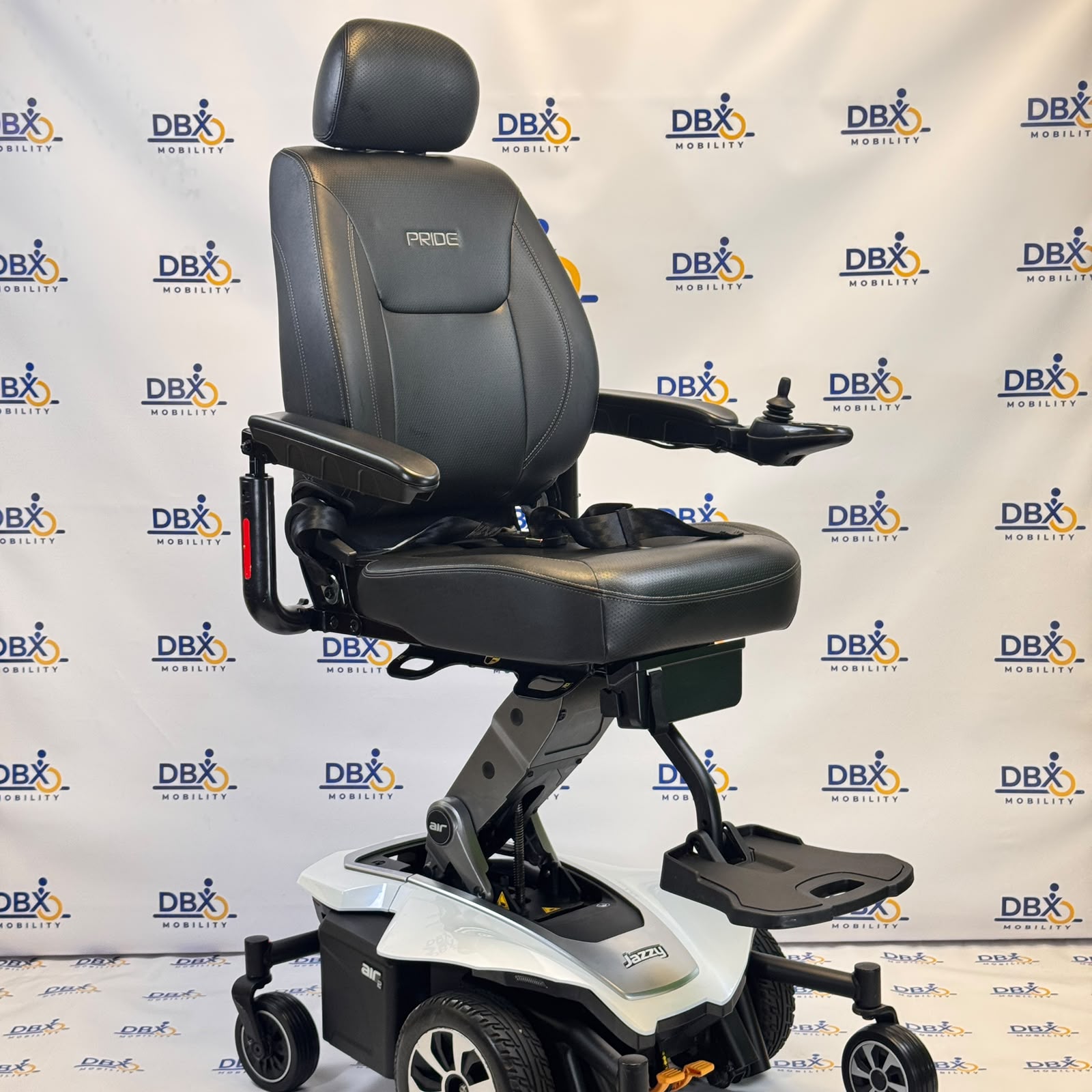 Pride Jazzy Air 2 Elevating Powerchair – Refurbished | DBX Mobility