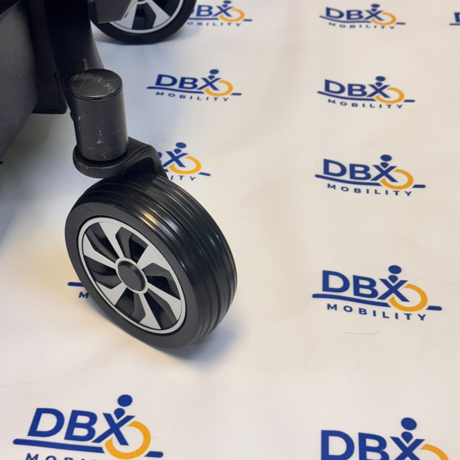 Pride Jazzy Air 2 Elevating Powerchair – Refurbished | DBX Mobility