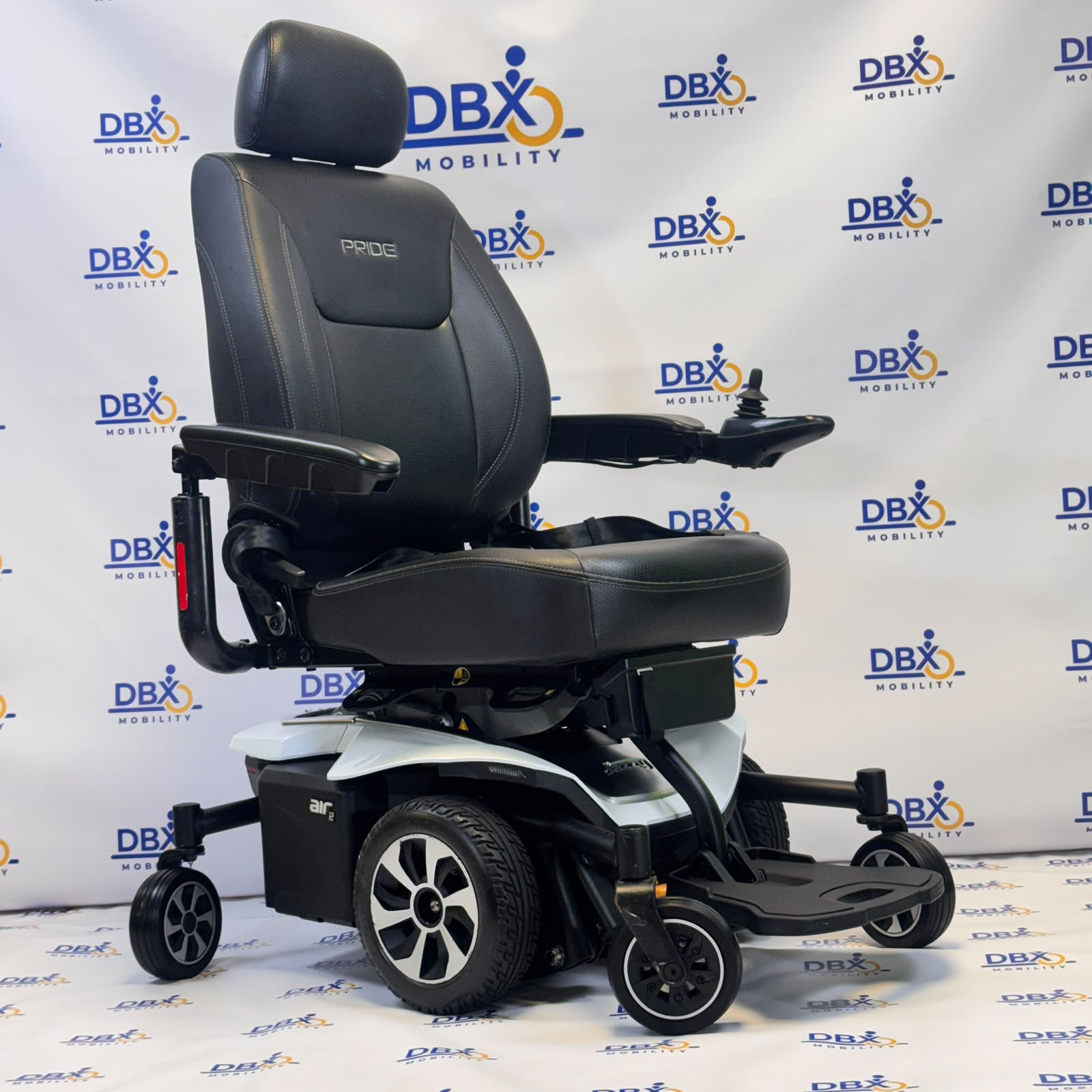 Pride Jazzy Air 2 Elevating Powerchair – Refurbished | DBX Mobility