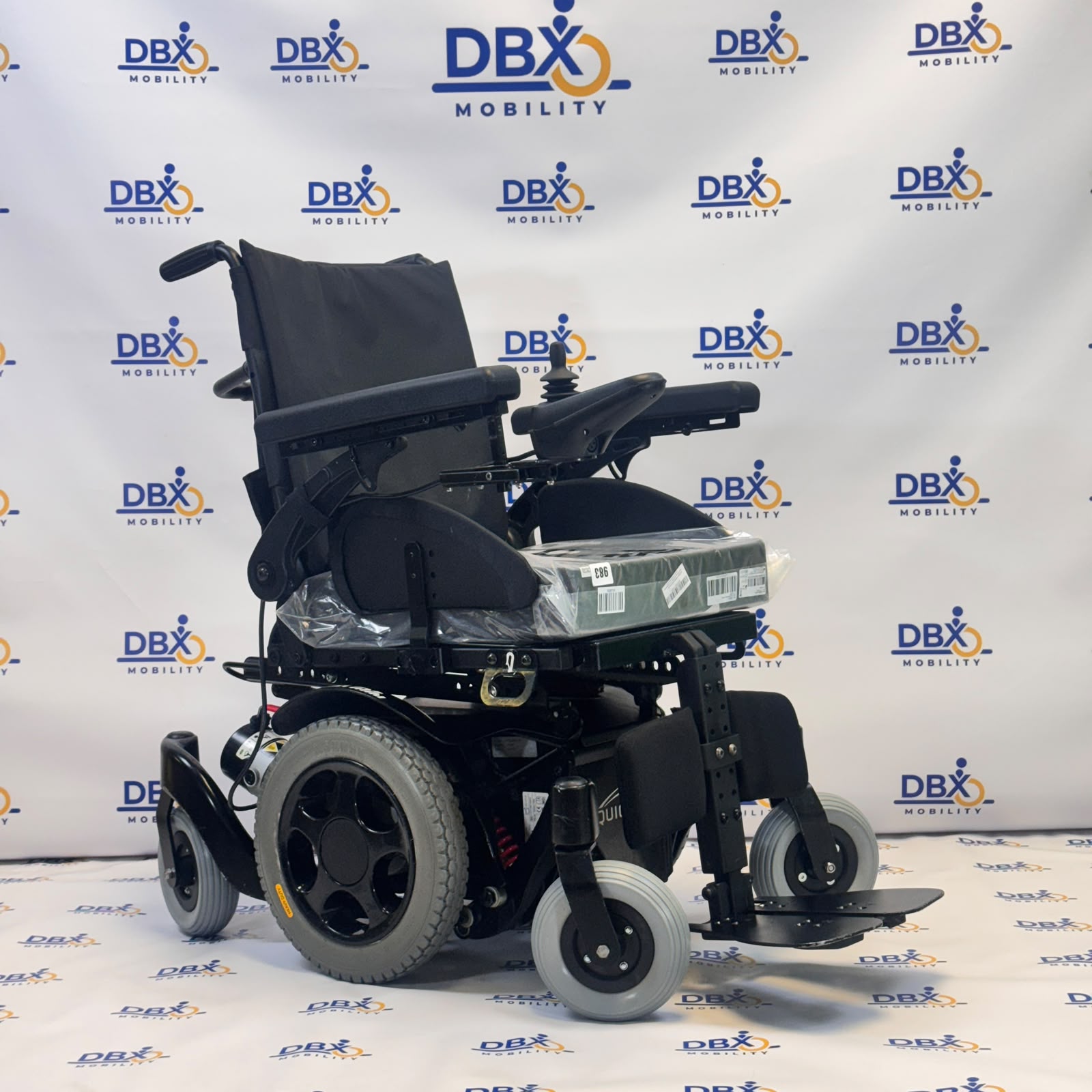 Quickie Salsa M2 Mini Powerchair – Refurbished | DBX Mobility