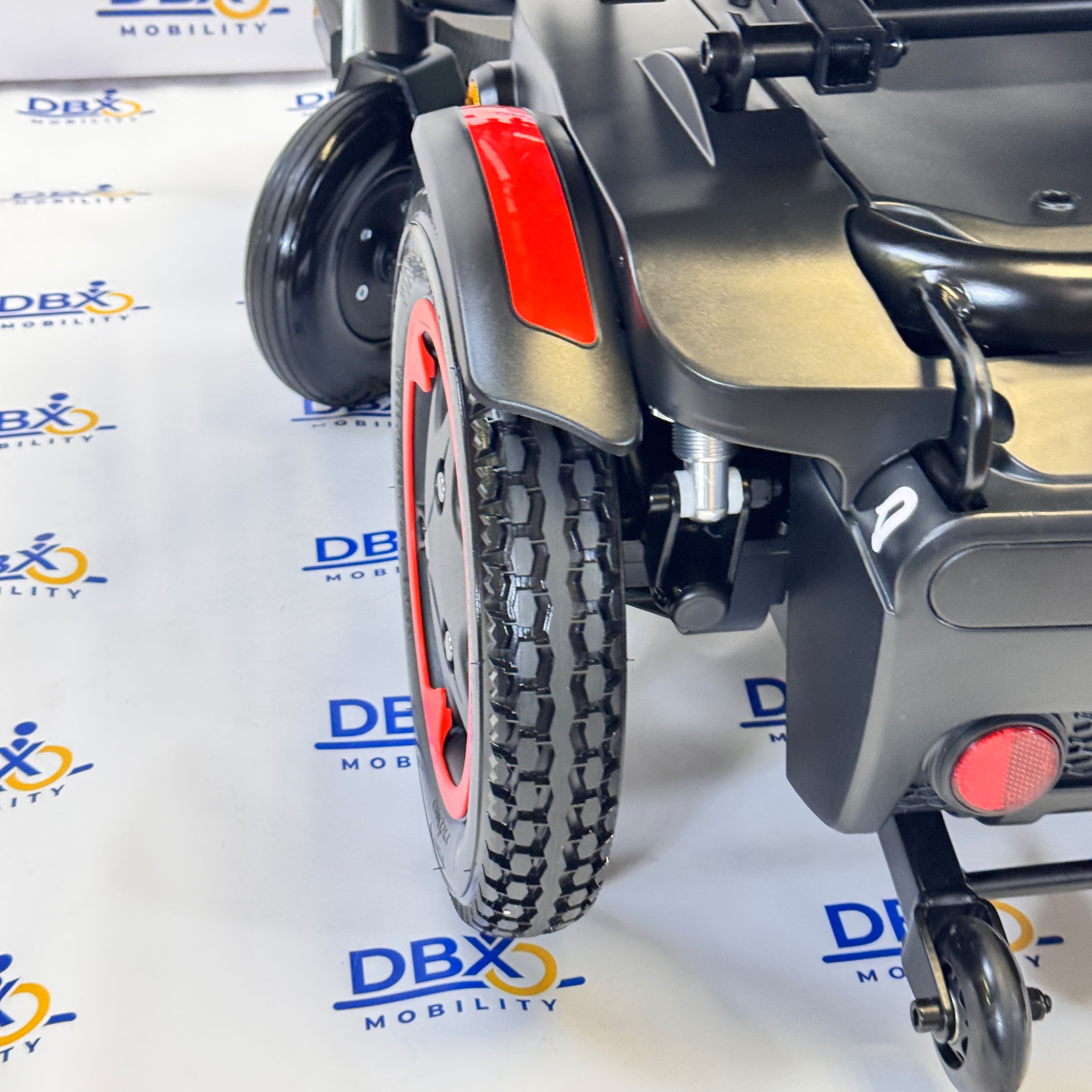 2025 Quickie Q100 R Powerchair | Nearly New 2025 Model | DBX Mobility
