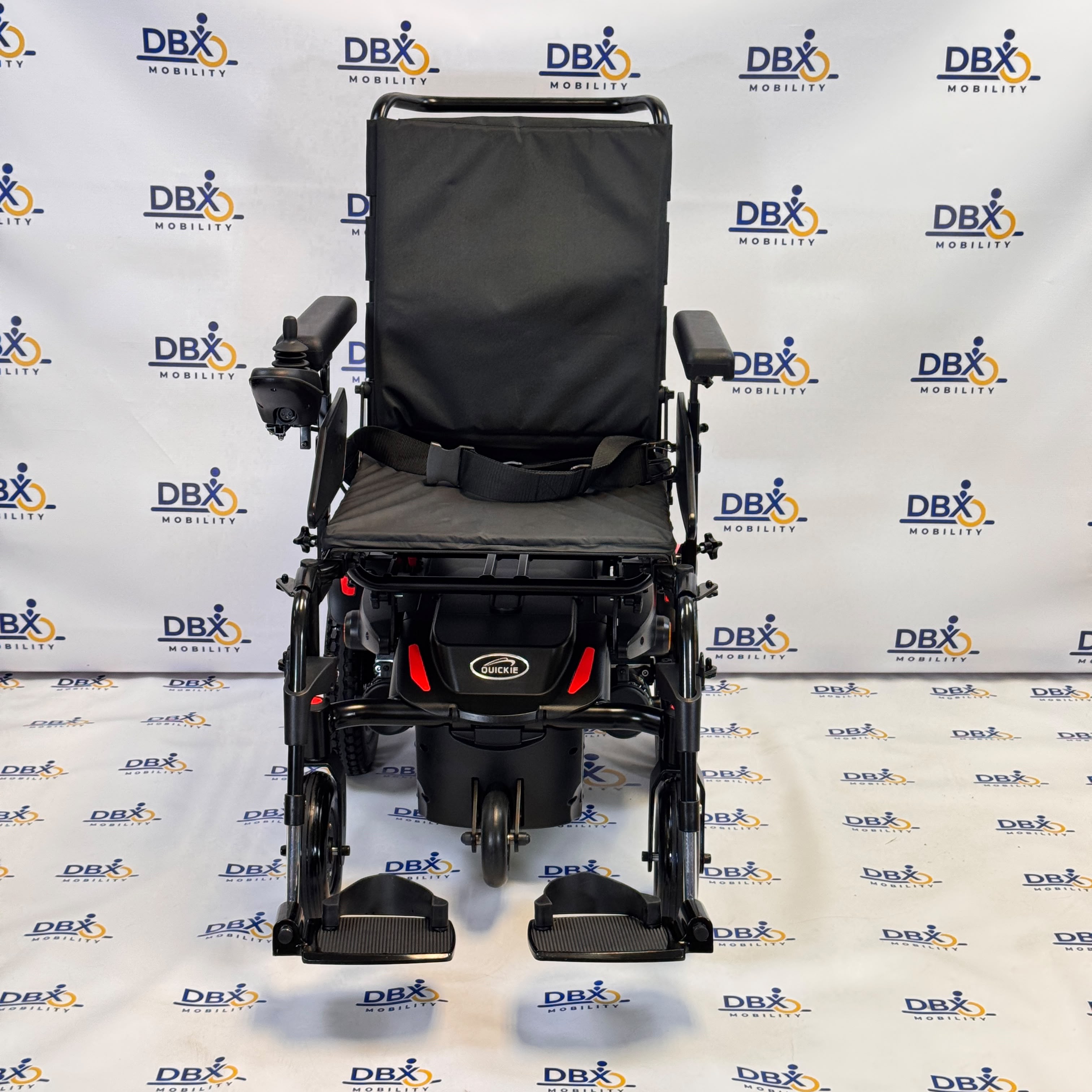 2025 Quickie Q100 R Powerchair | Nearly New 2025 Model | DBX Mobility