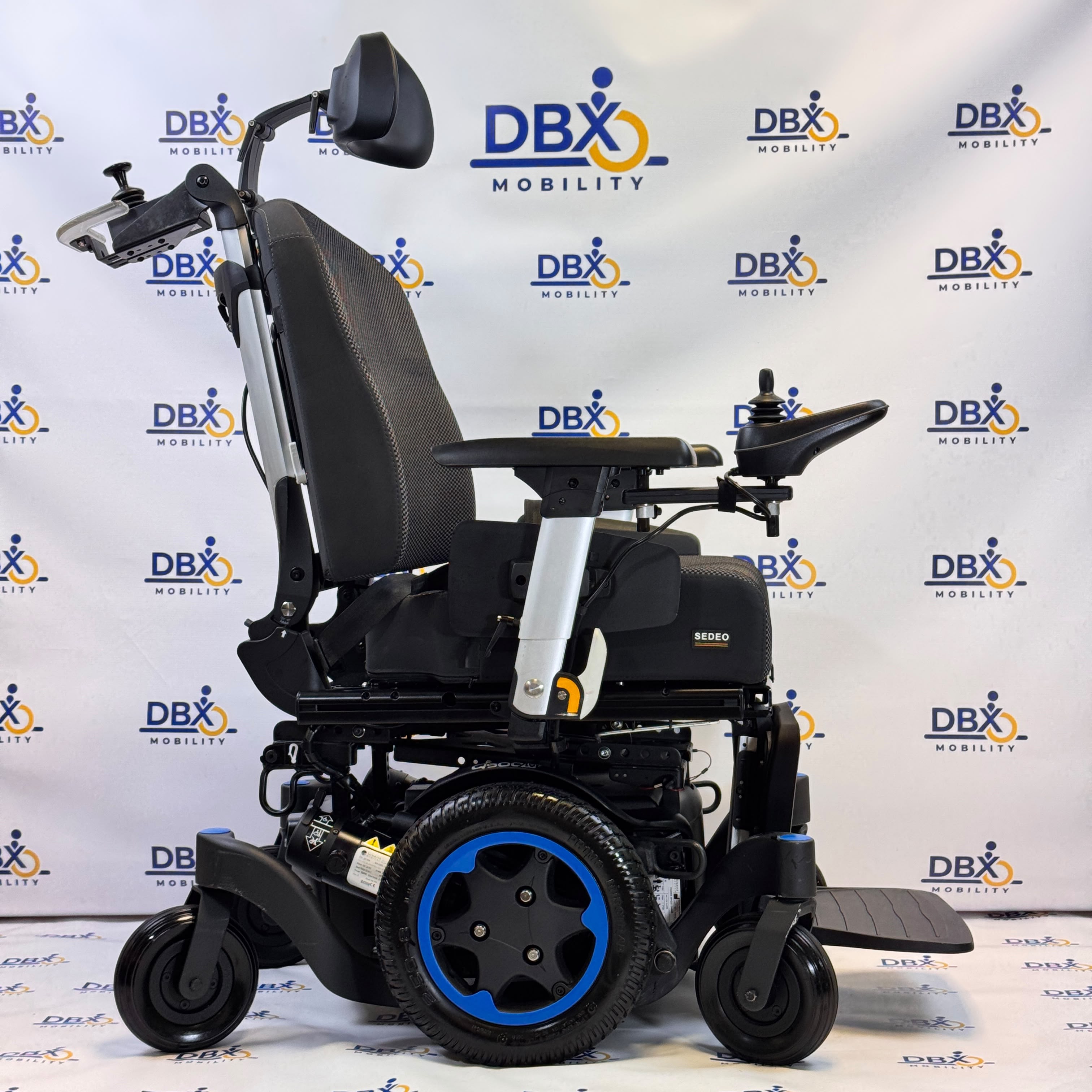 Quickie Q500 M Powerchair | Attendant Controls | DBX Mobility