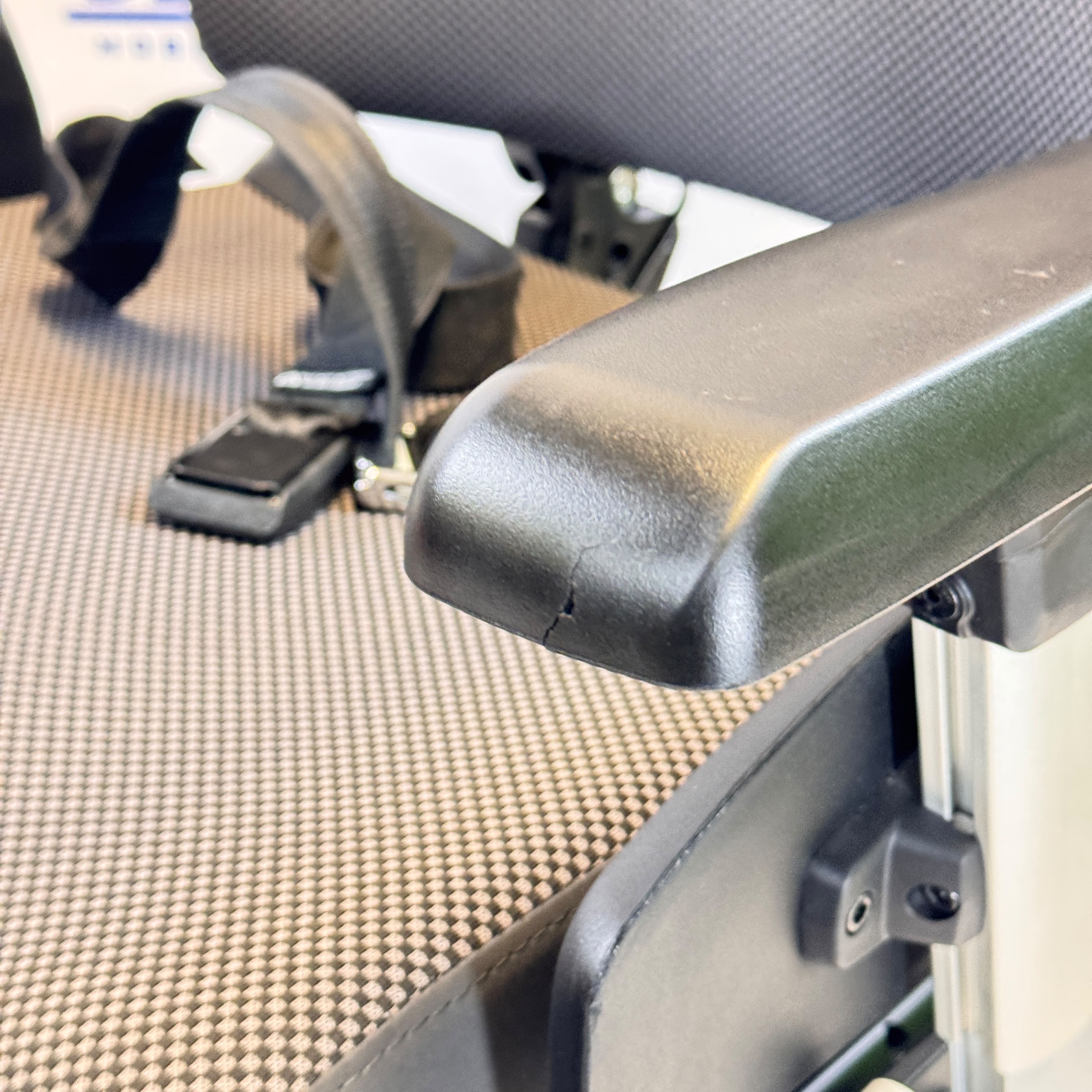 Quickie Q500 M Powerchair | Attendant Controls | DBX Mobility