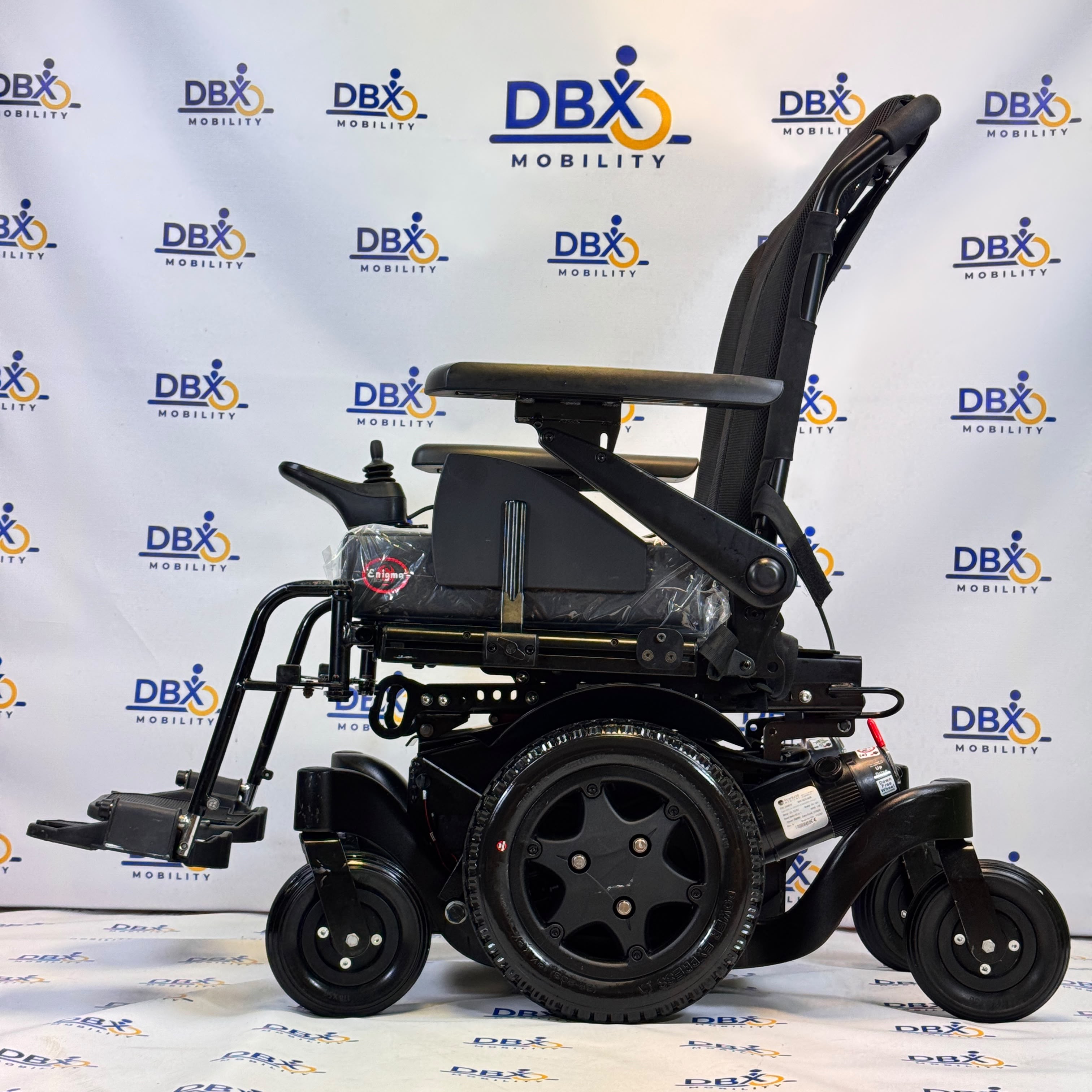 Quickie Q300 M Mini Powerchair | Refurbished | DBX Mobility