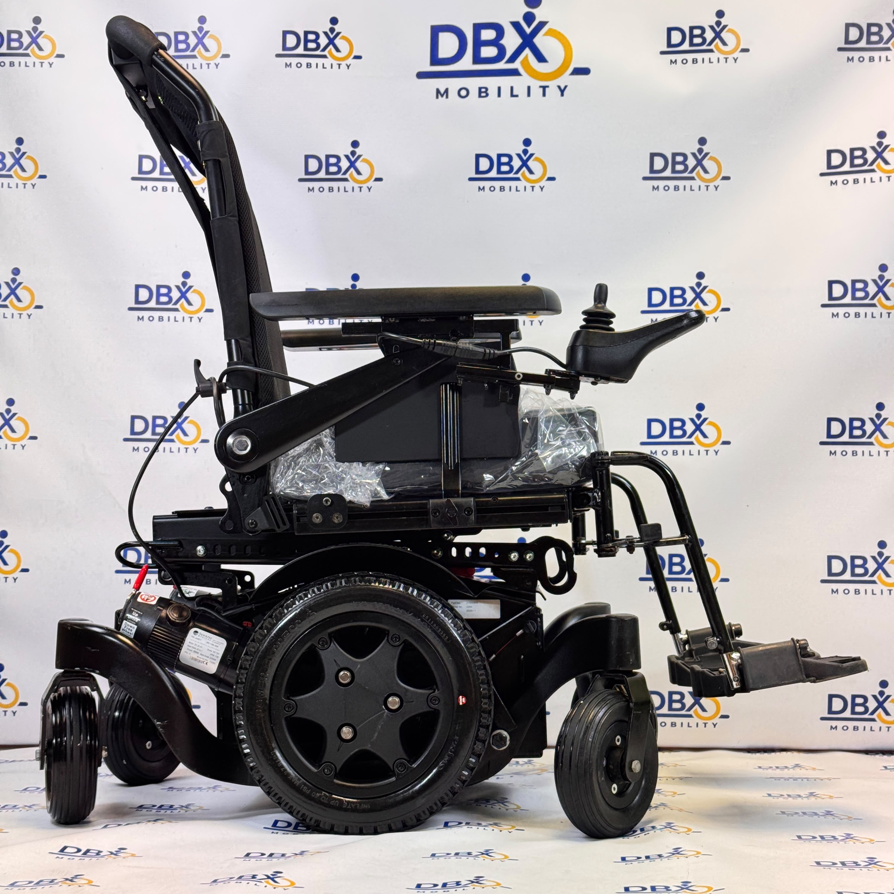 Quickie Q300 M Mini Powerchair | Refurbished | DBX Mobility
