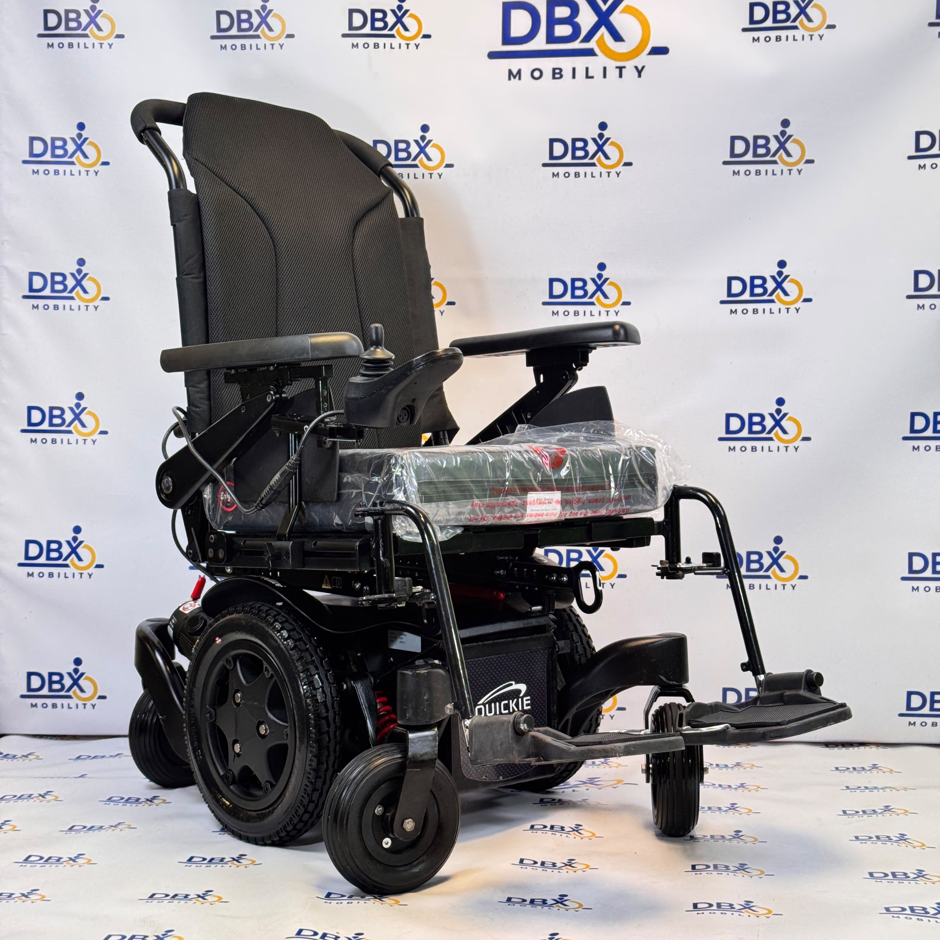 Quickie Q300 M Mini Powerchair | Refurbished | DBX Mobility