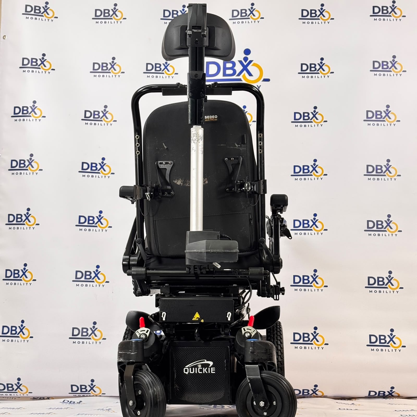 Quickie Q300 M Mini Powerchair | Power Seat Lift, Tilt & Recline