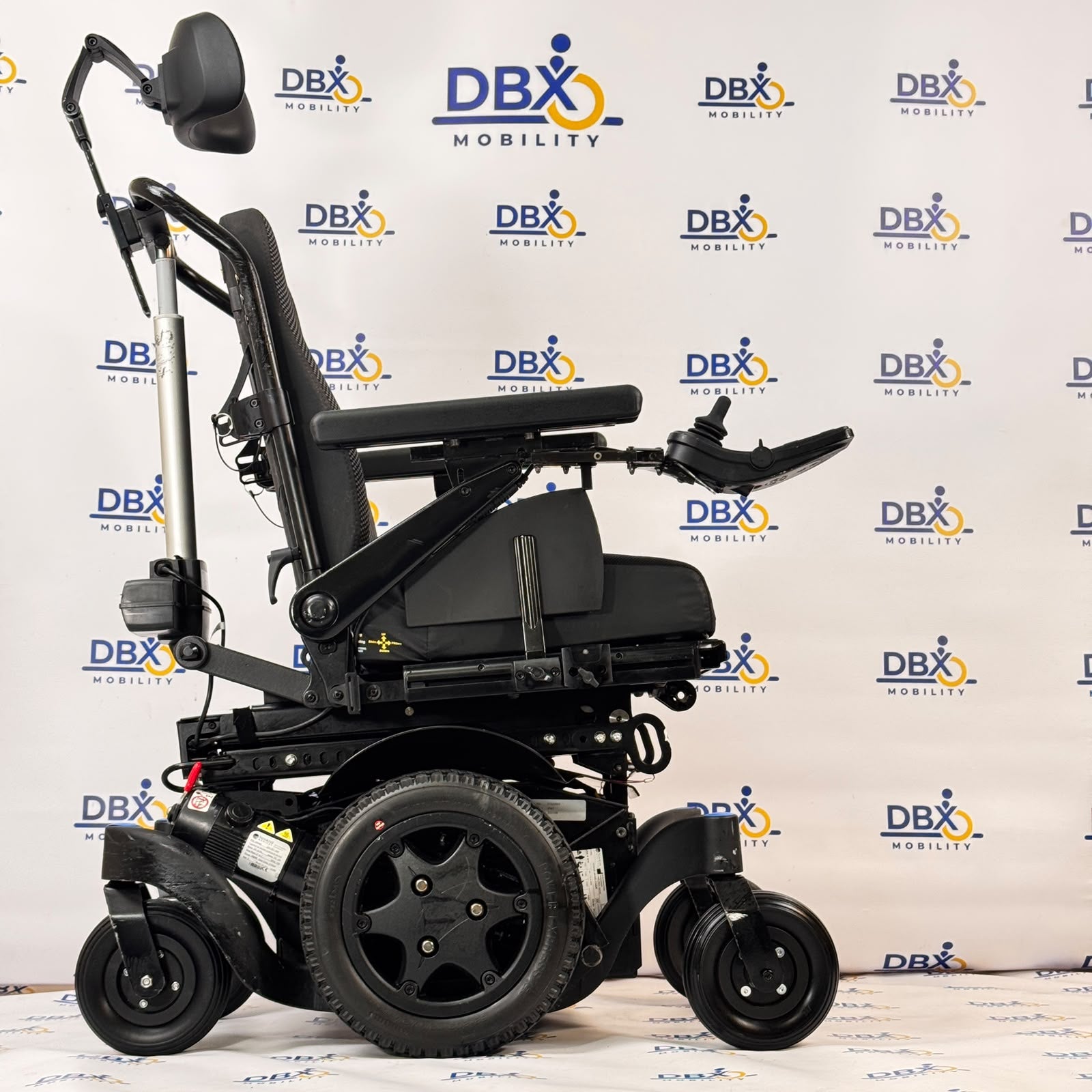 Quickie Q300 M Mini Powerchair | Power Seat Lift, Tilt & Recline