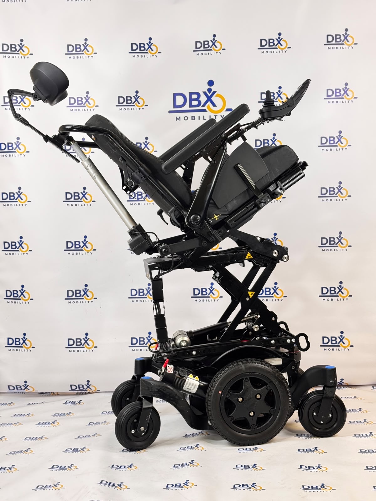 Quickie Q300 M Mini Powerchair | Power Seat Lift, Tilt & Recline