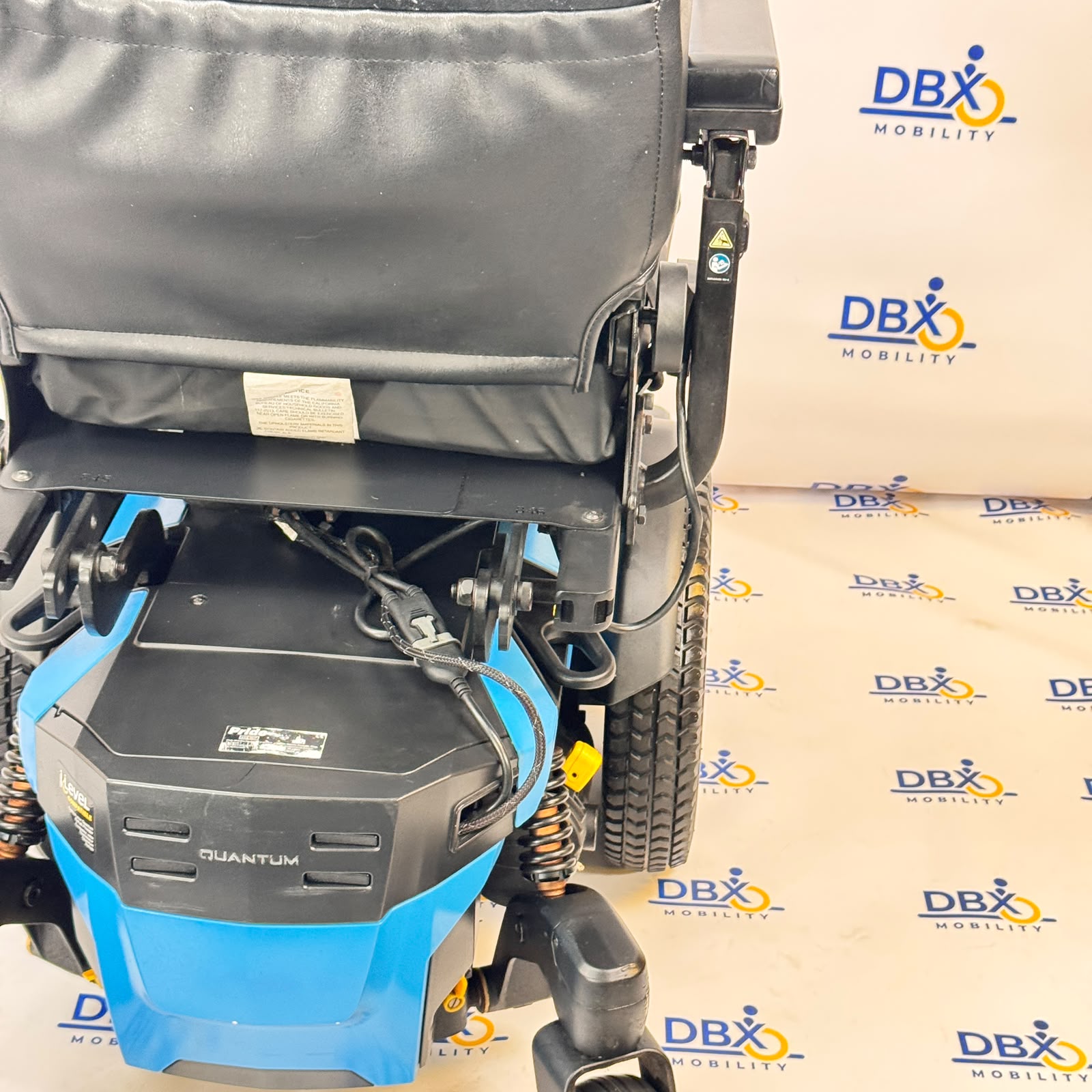 Quantum Edge 3 Stretto Power Chair | Refurbished, Narrow Mid-Wheel Drive, ROHO Cushion