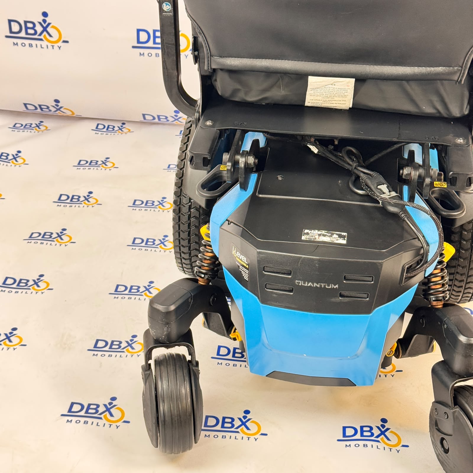 Quantum Edge 3 Stretto Power Chair | Refurbished, Narrow Mid-Wheel Drive, ROHO Cushion