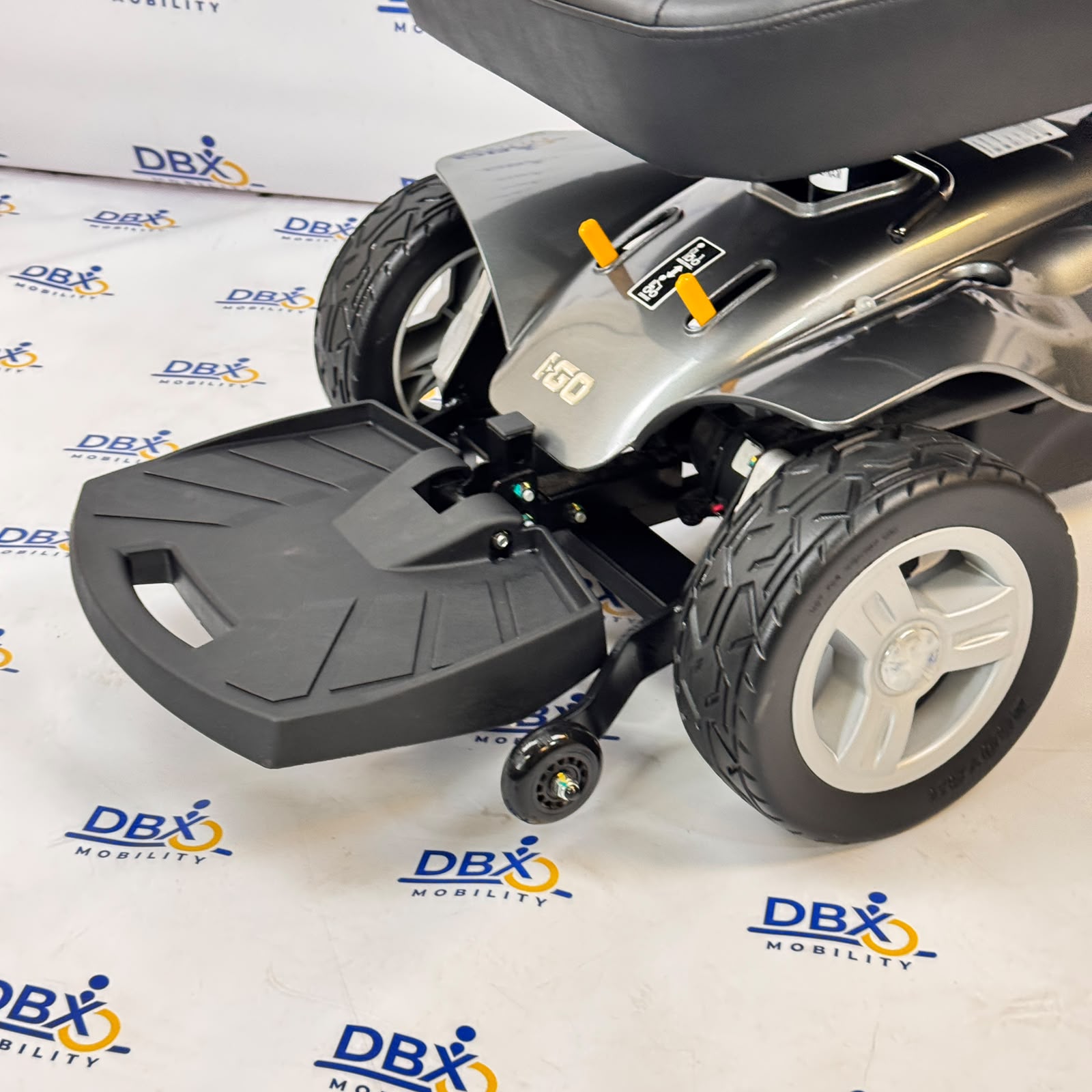CareCo i-Go Zenith Pro Powerchair | Mint Condition | DBX Mobility