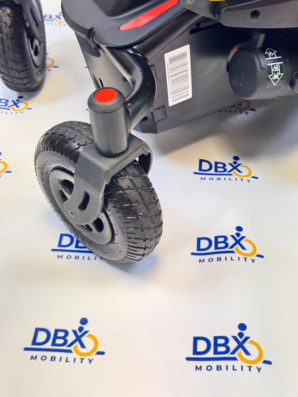 Quickie Q200 R Powerchair | Powered Tilt | Brand New Jay Cushions