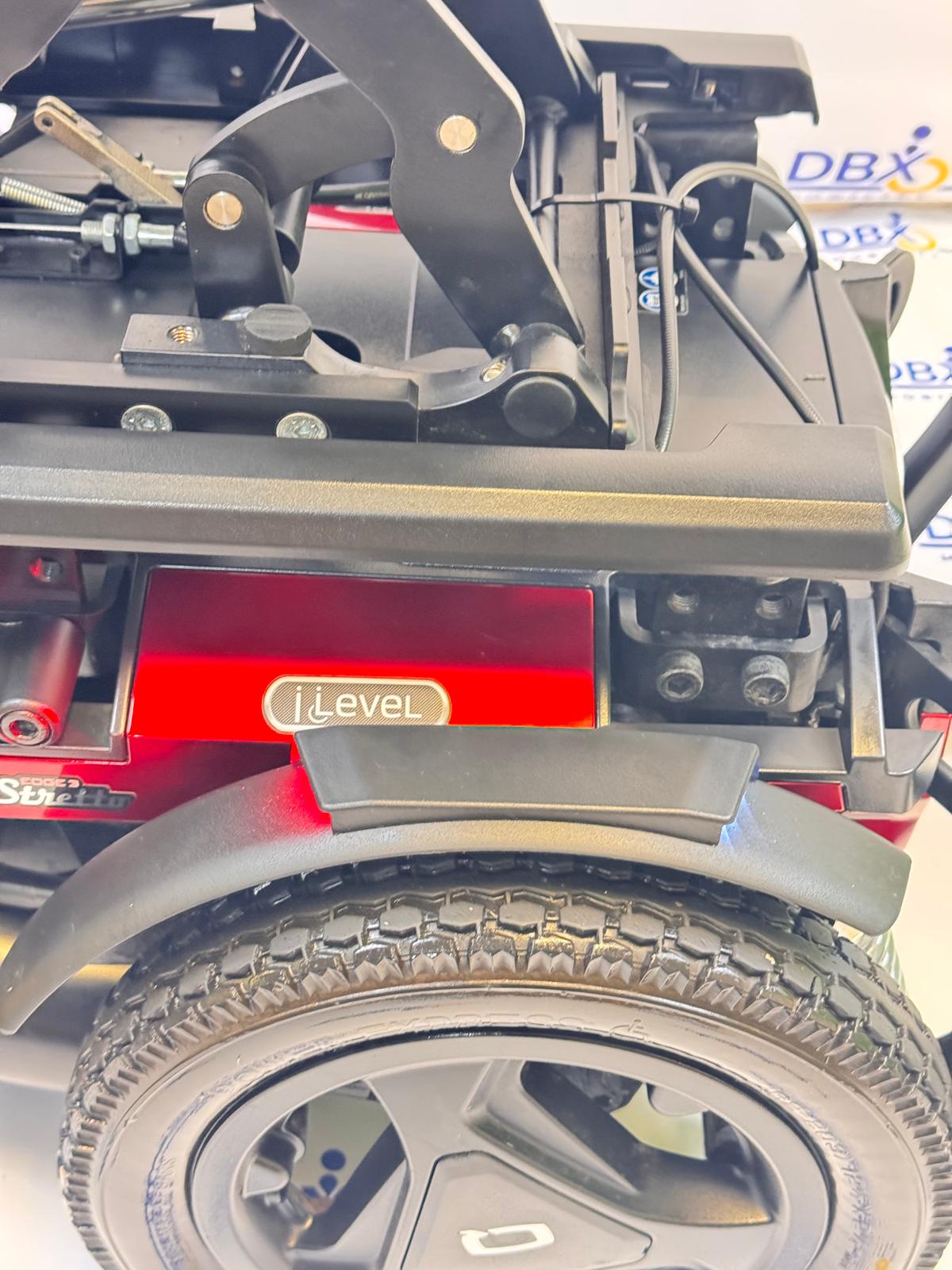 Quantum Edge 3 Stretto Powerchair | iLevel Lift & Tilt | Camera System