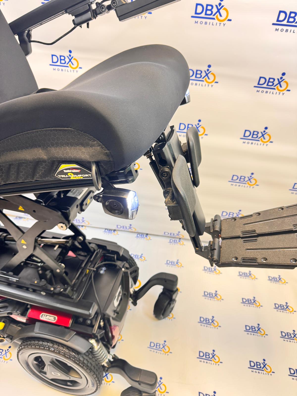 Quantum Edge 3 Stretto Powerchair | iLevel Lift & Tilt | Camera System