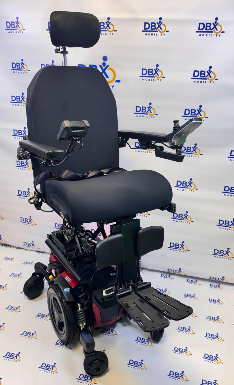 Quantum Edge 3 Stretto Powerchair | iLevel Lift & Tilt | Camera System