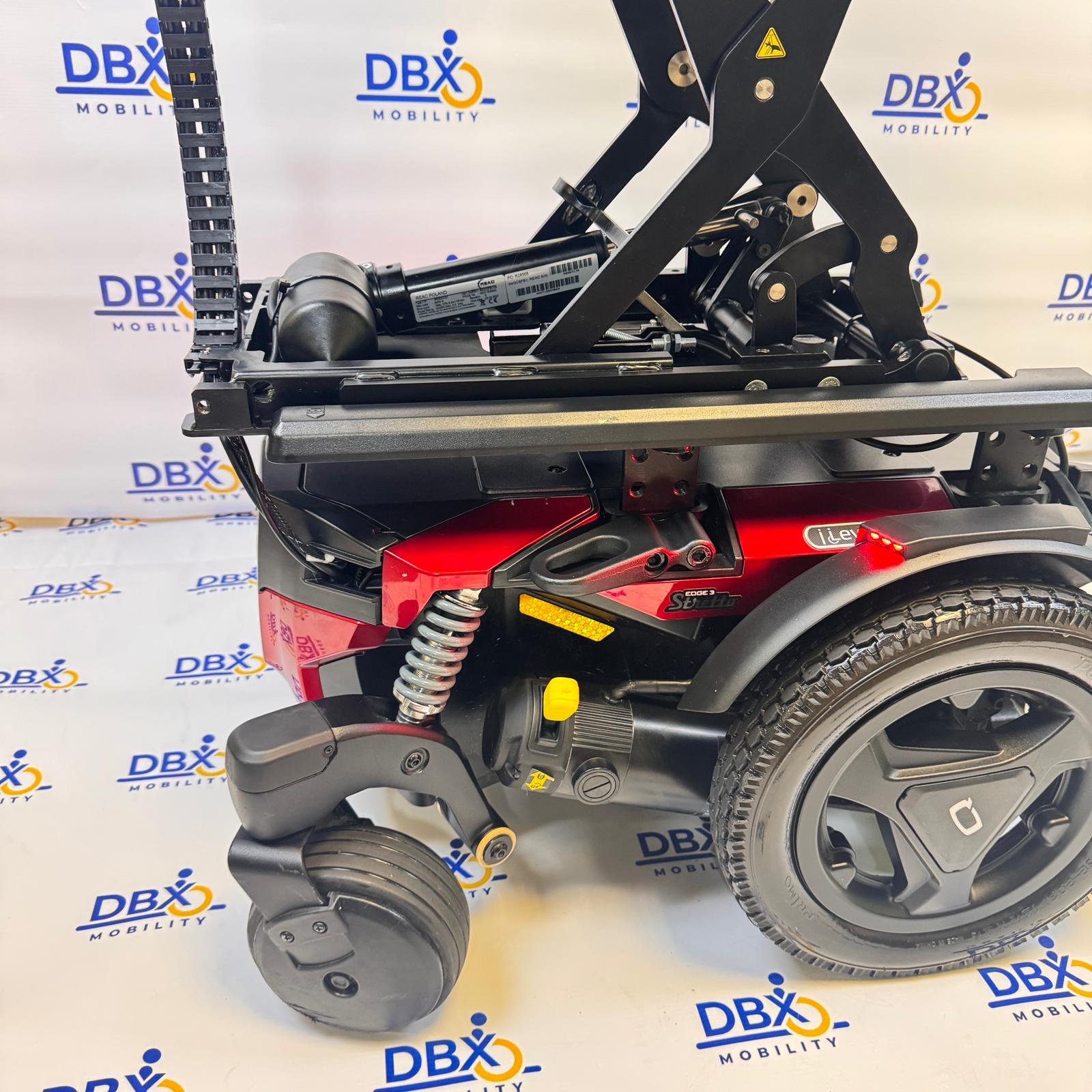 Quantum Edge 3 Stretto Powerchair | iLevel Lift & Tilt | Camera System