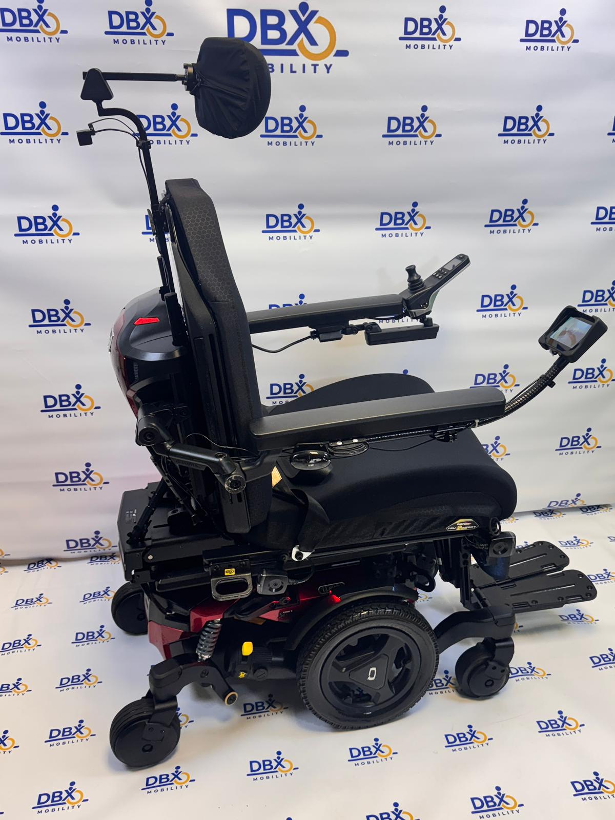 Quantum Edge 3 Stretto Powerchair | iLevel Lift & Tilt | Camera System