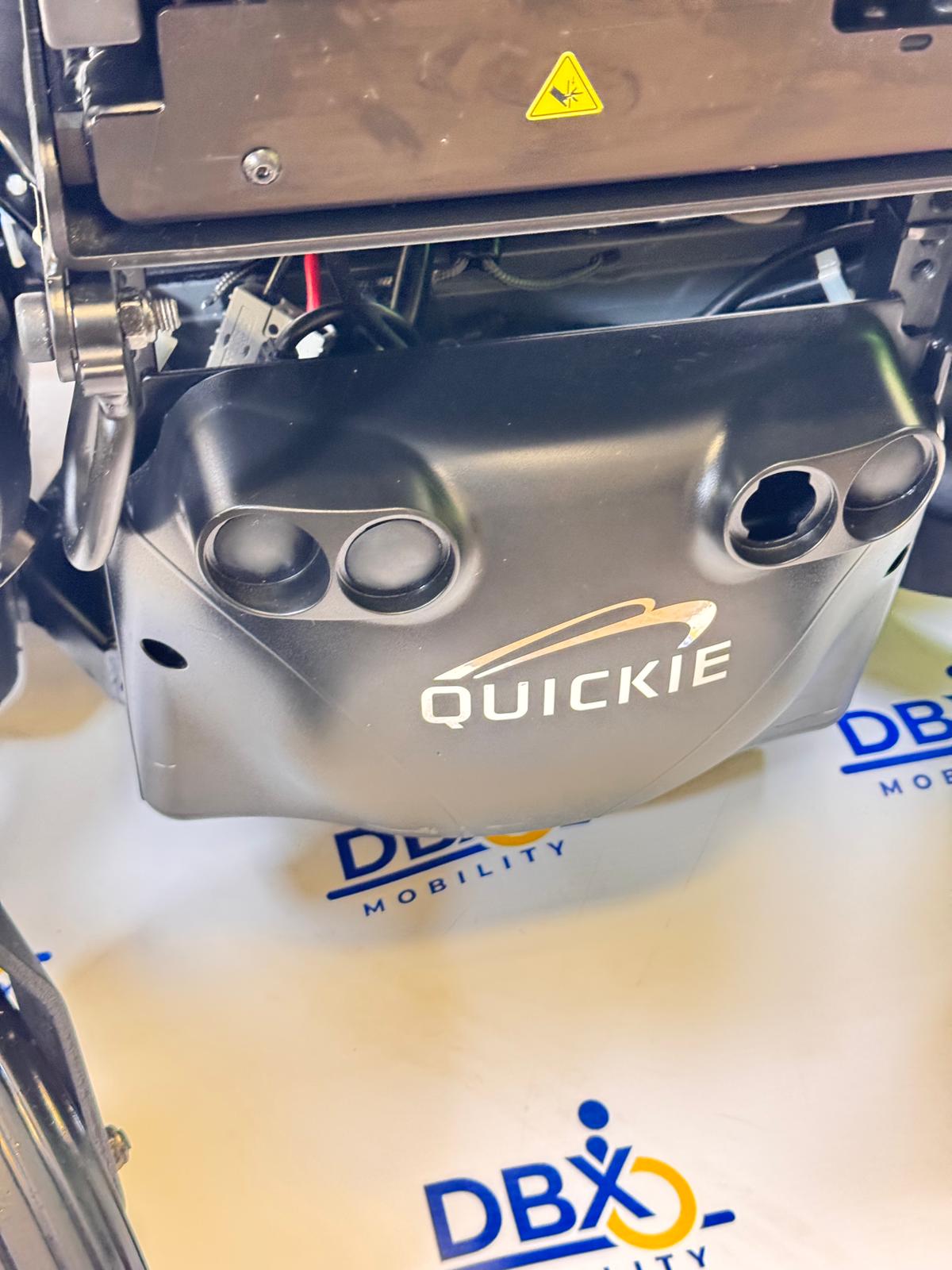 Quickie Q400 M Powerchair | Powered Tilt | Air Pressure Relief Cushion